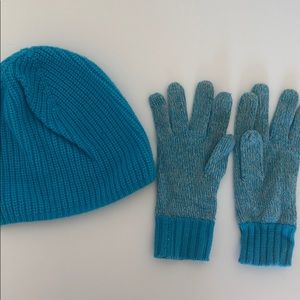 JCrew matching teal gloves & beanie set